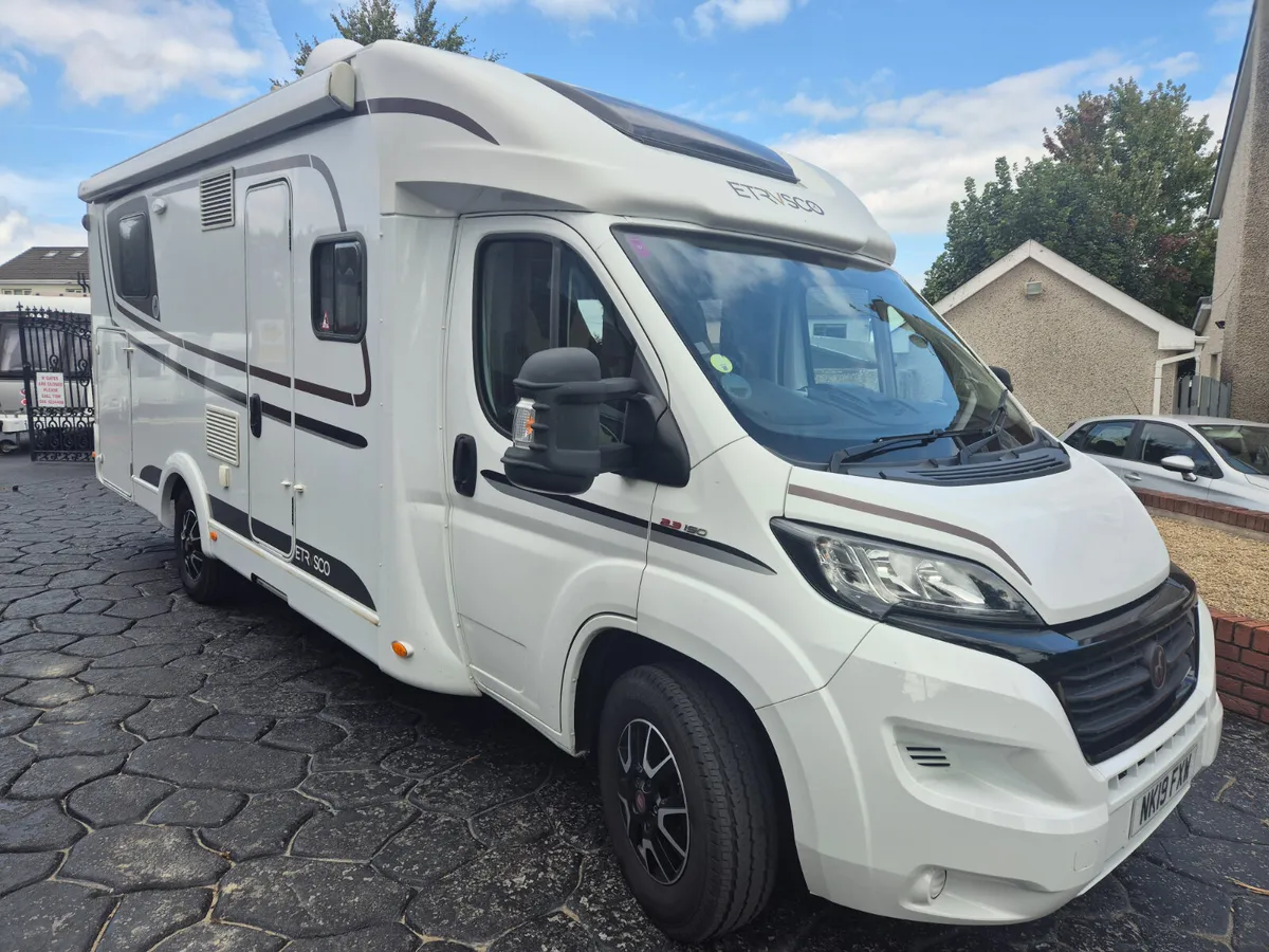 2019    Etrvsco   T7400QBC    Island   Bed - Image 1