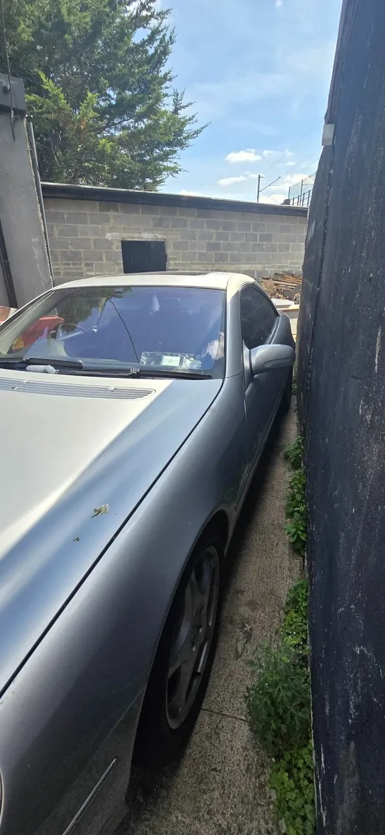 2002 Mercedes Benz CL 500 V8 - Image 3