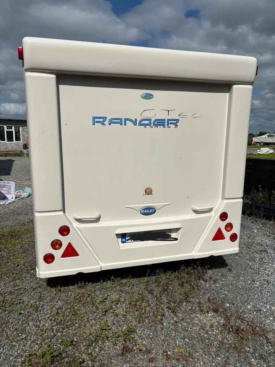 Bailey Ranger GT60, 6 Berth Twin Axle - Image 4