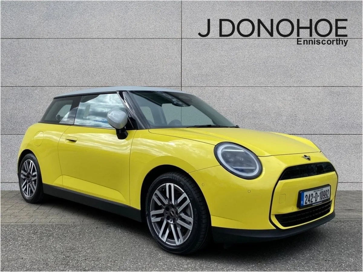 MINI Cooper Cooper E Classic - Image 1