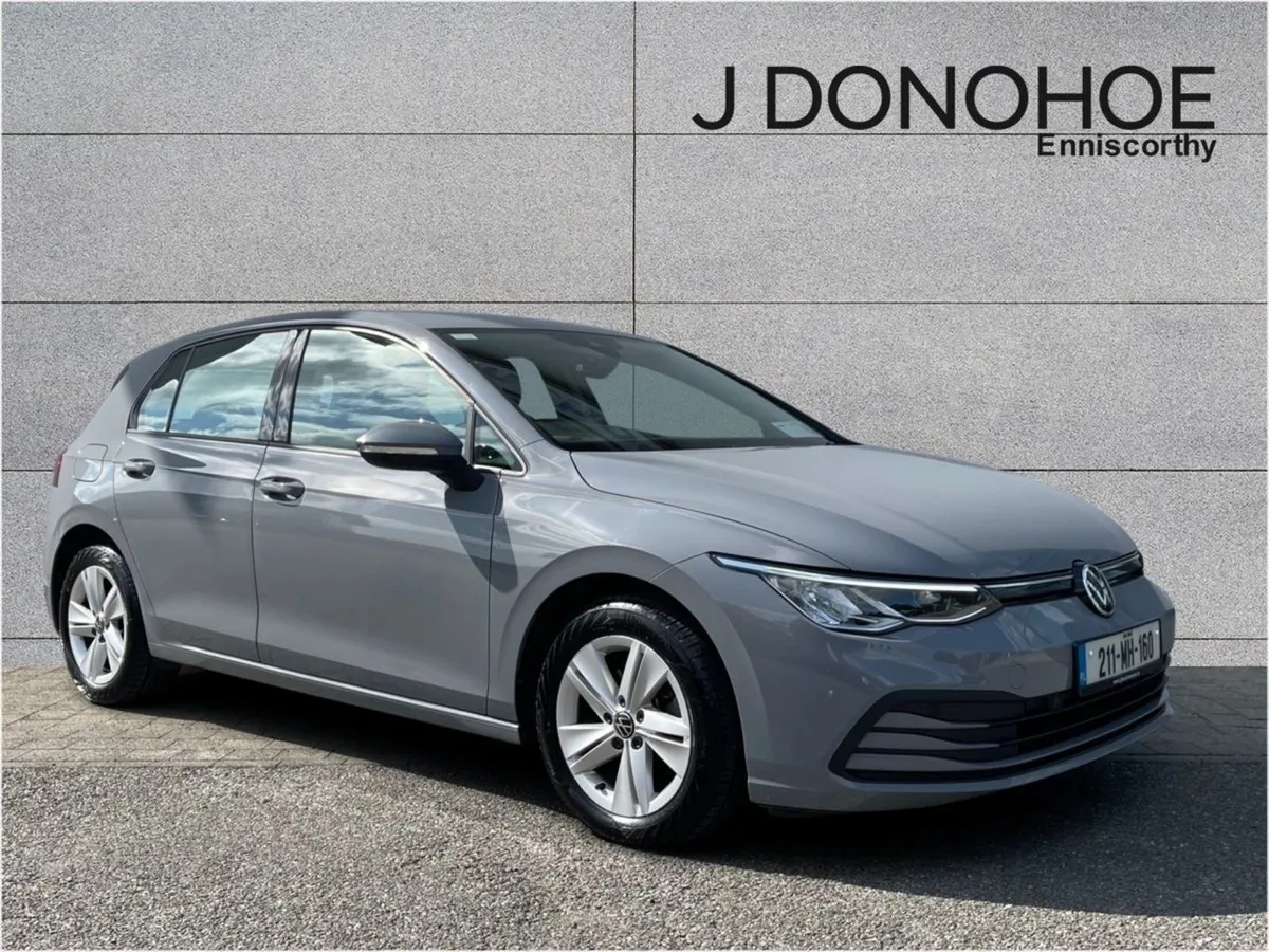Volkswagen Golf 2.0 TDI Life New Model - Image 1
