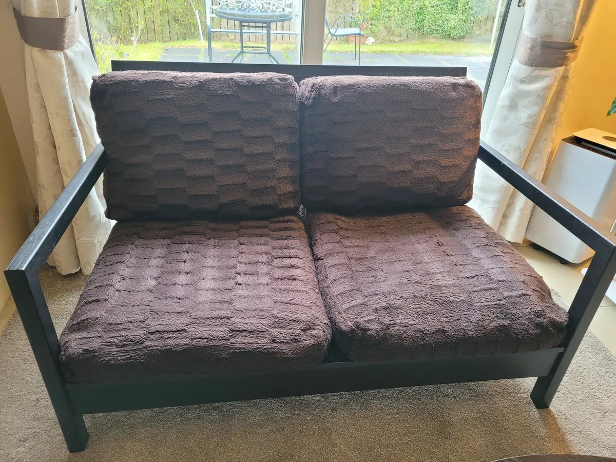 2 Sofas in excellent condition very sturdy - Image 1