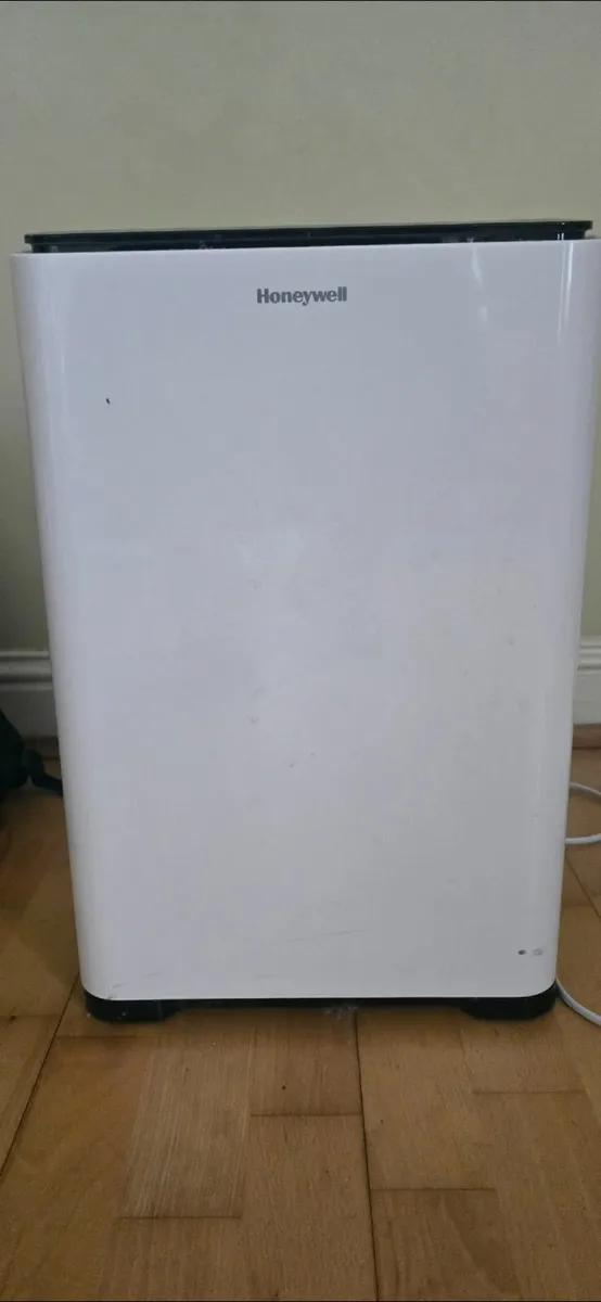 Honeywell Air Purifier - Great condition - Image 1
