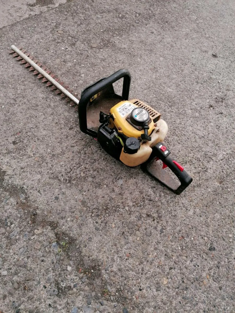 Hedge trimmers - Image 2