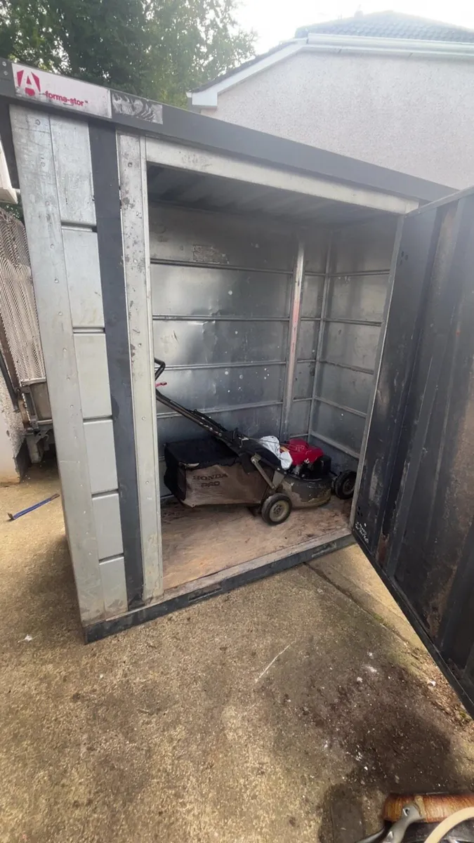 Armorgard storage shed - Image 3