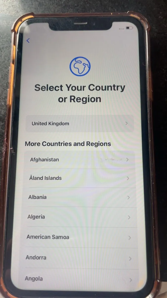 iPhone 11 - Image 2