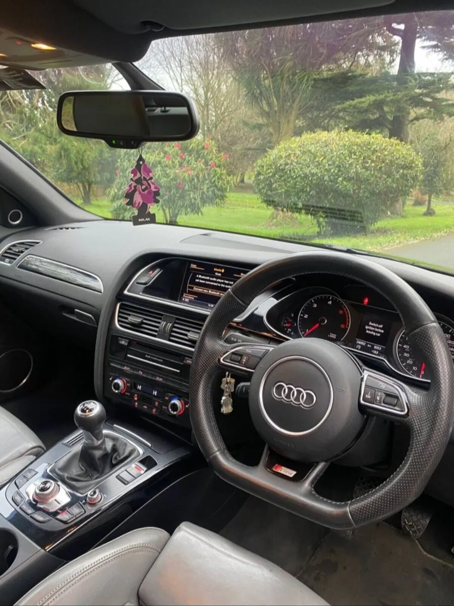Audi a4 - Image 1