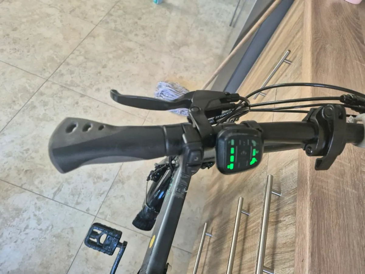 Fiido D2  electrical bike handlebar needs to be fi - Image 2