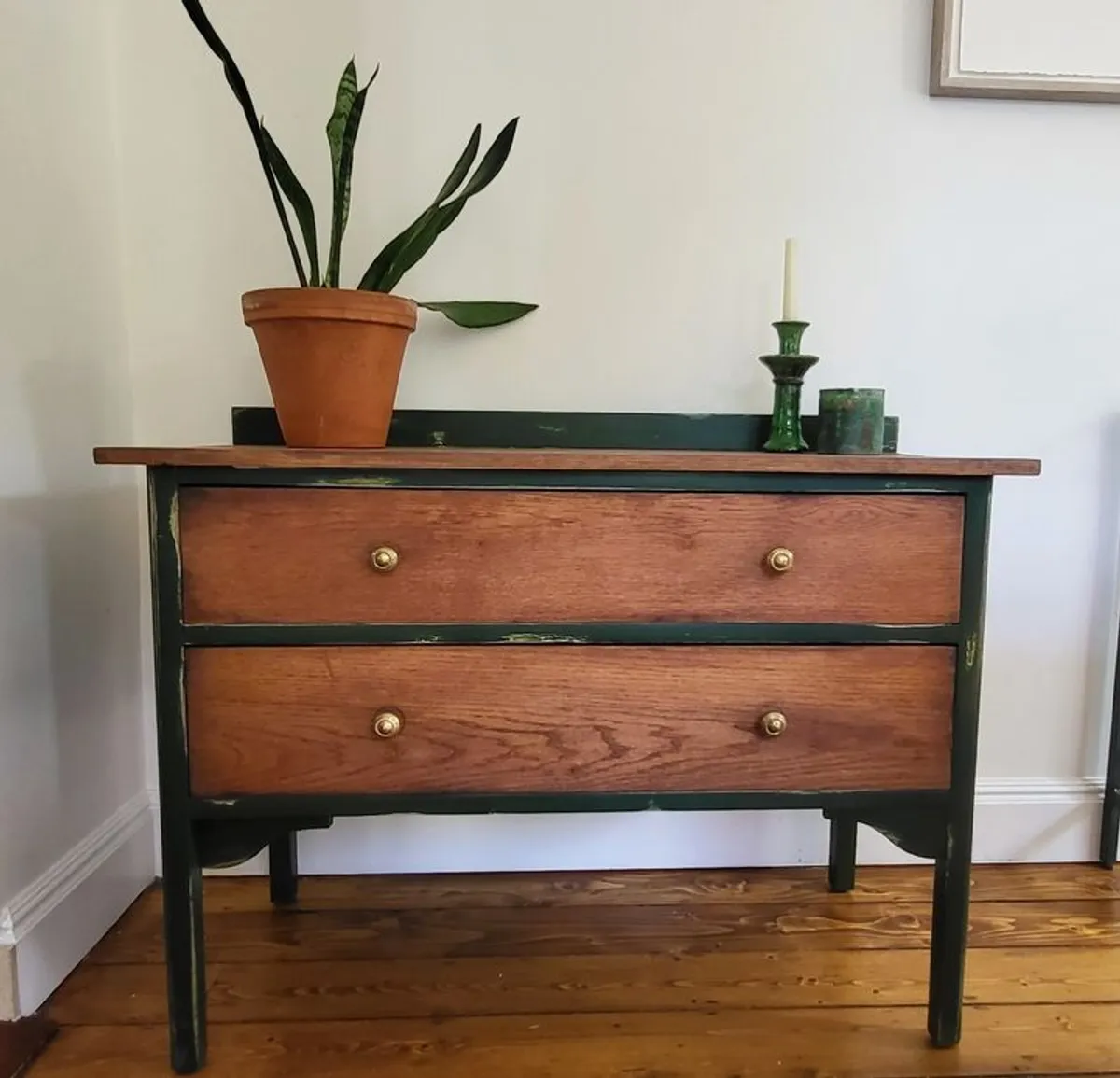 Vintage chest of drawers - Image 1
