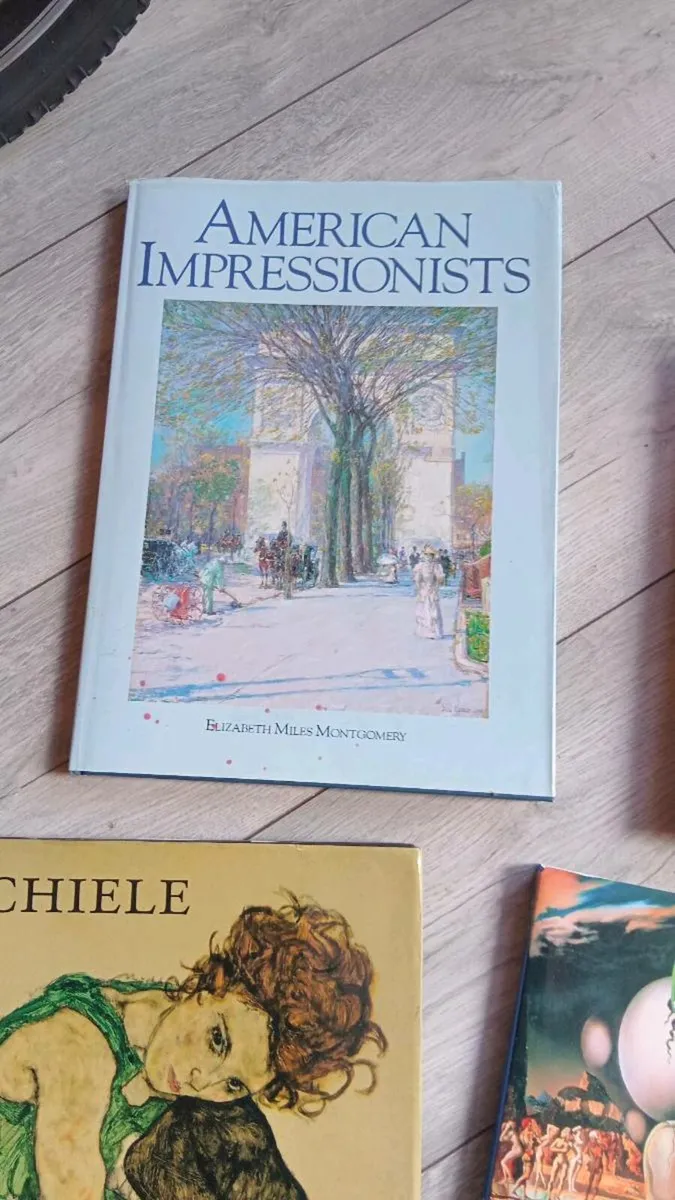 4 books - Image 2
