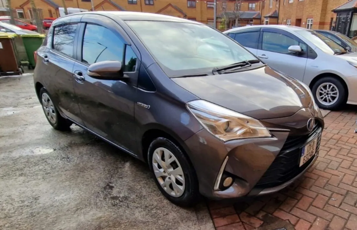 Toyota Vitz 2017 Hybrid - Image 1