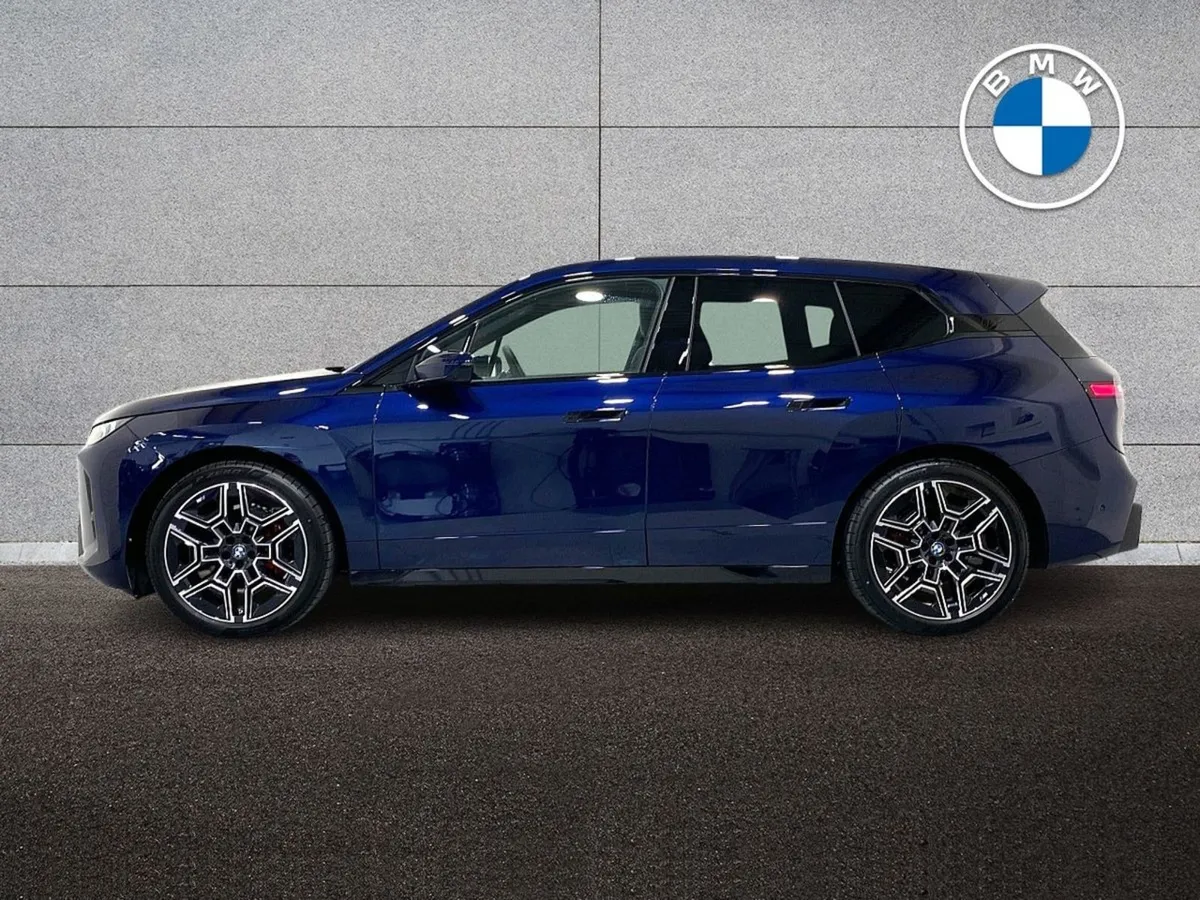 BMW IX I20 iX Xdrive45 M Sport LCI - Image 4