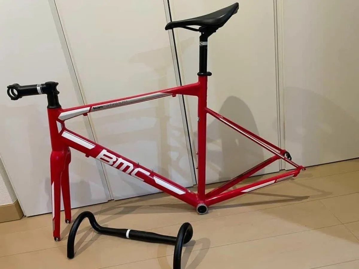 BMC Teammachine ALR01 Red Road Bike Frame - Image 1