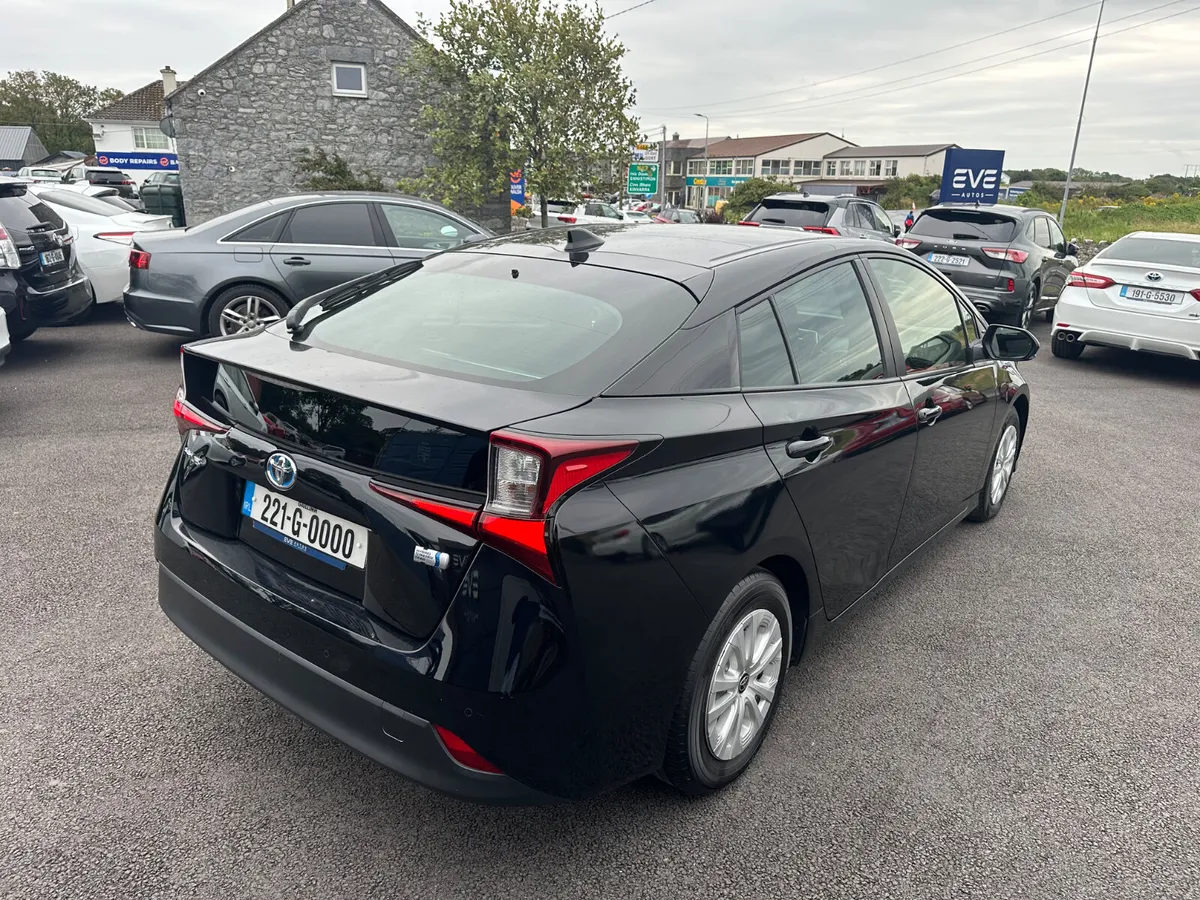 Self charge hybrid - High spec - Low mileage - Image 3