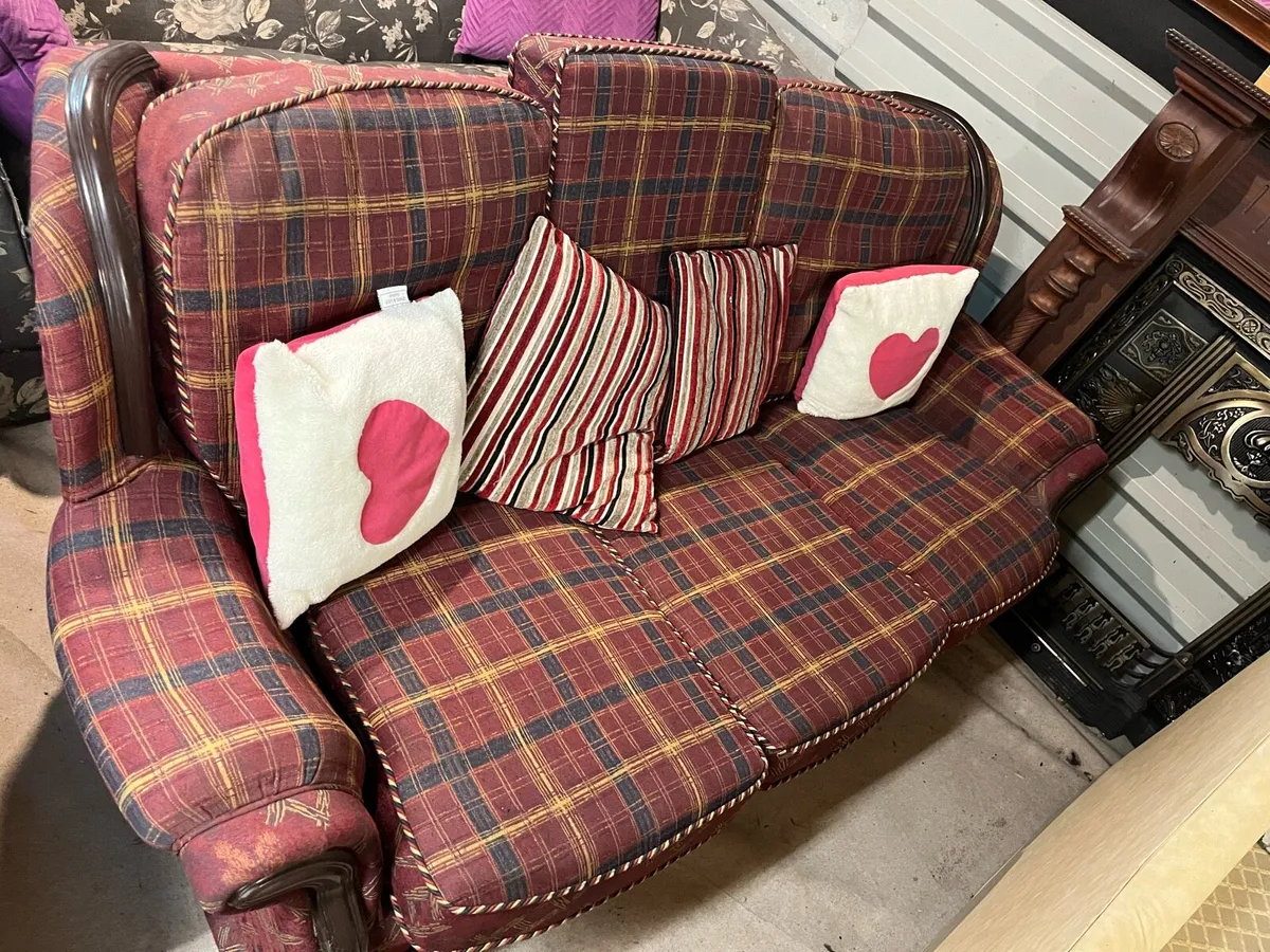 Sofas only €150 each - Image 3
