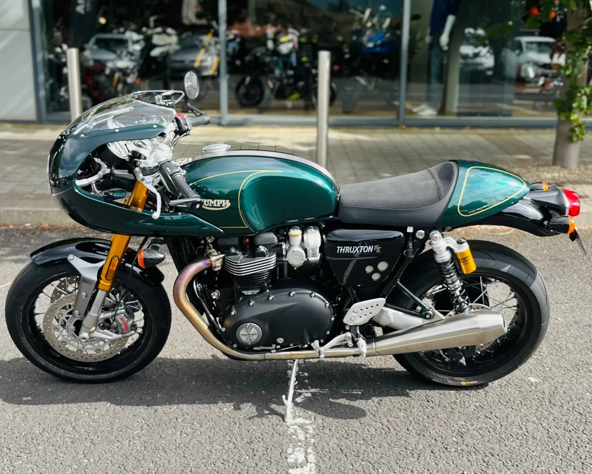 TRIUMPH THRUXTON FINAL EDITION - Image 4