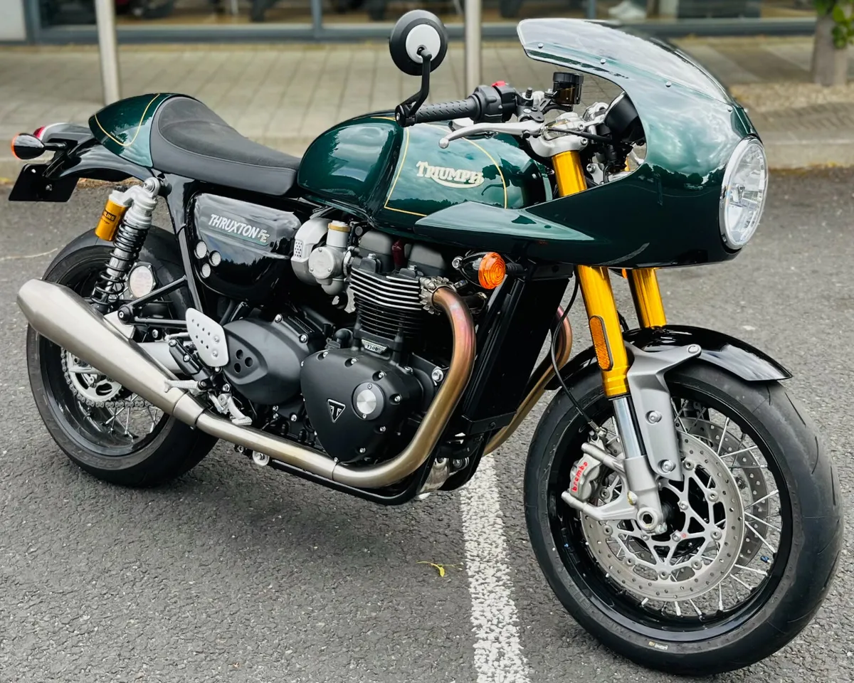 TRIUMPH THRUXTON FINAL EDITION - Image 2