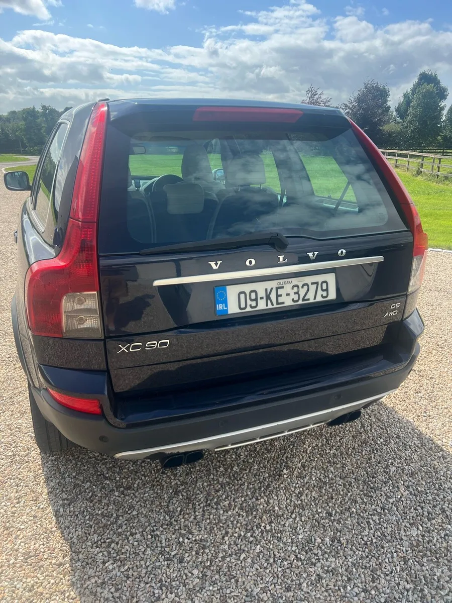 Volvo XC90 2009 - Image 3