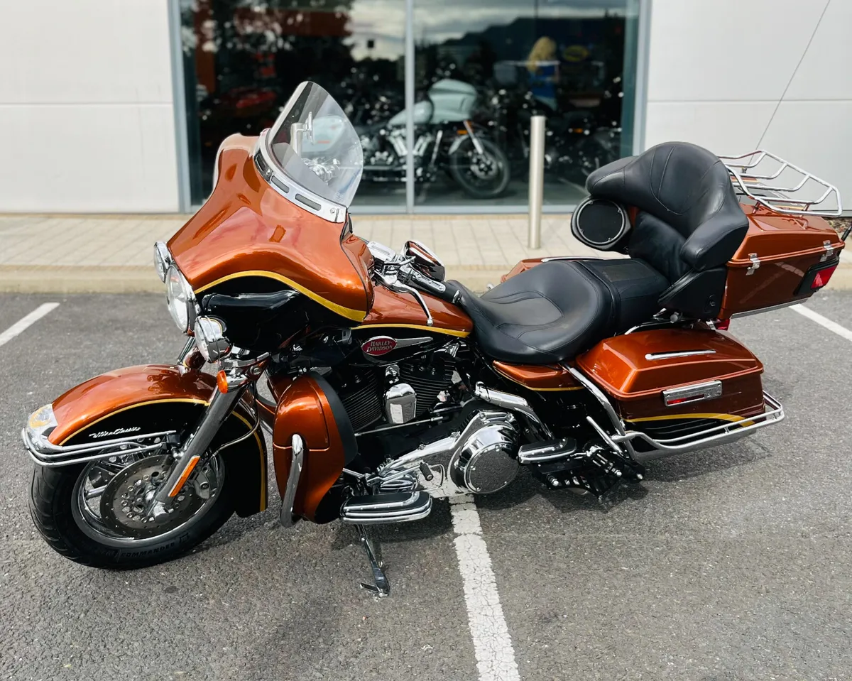 HARLEY-DAVIDSON ELECTRA GLIDE CVO 105th ANN - Image 3