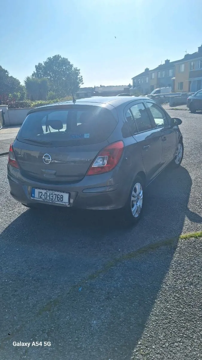 Car - Image 1