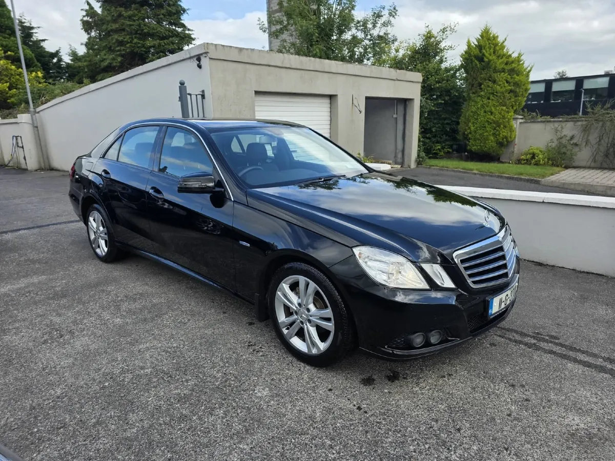 Mercedes E220 - Image 1