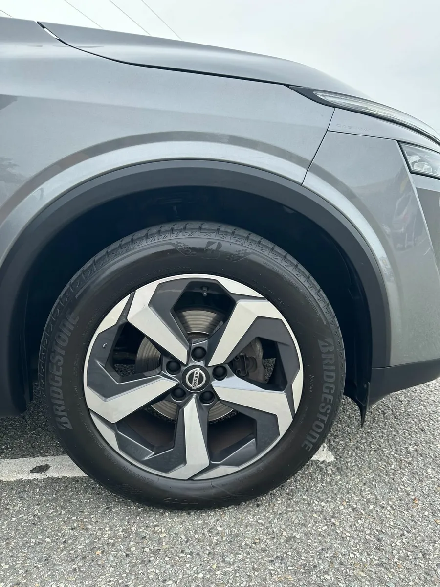 2022 Nissan Qashqai 1.3L Hybrid SV PREMIUM - Image 3