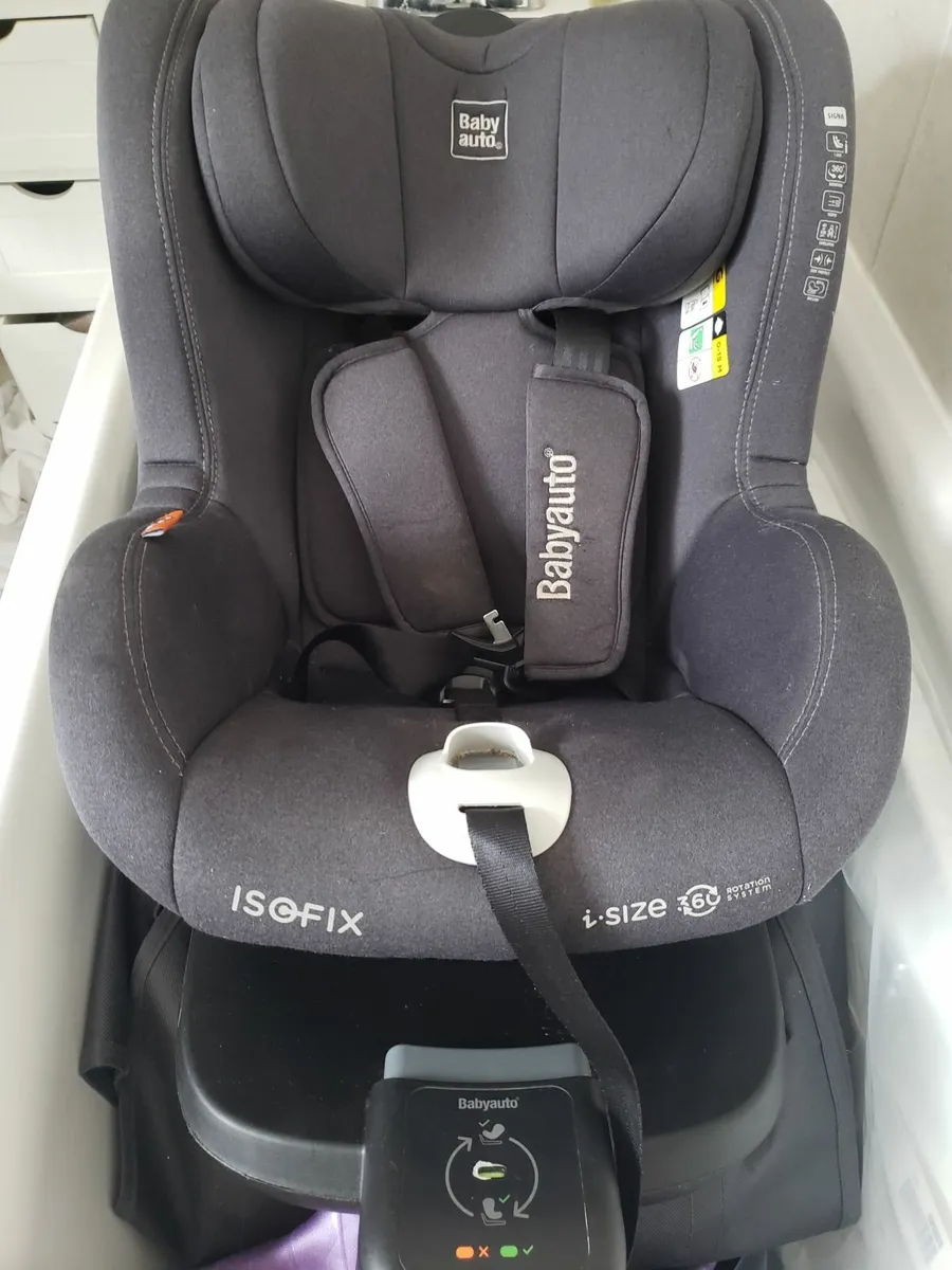 Car seat - Image 1