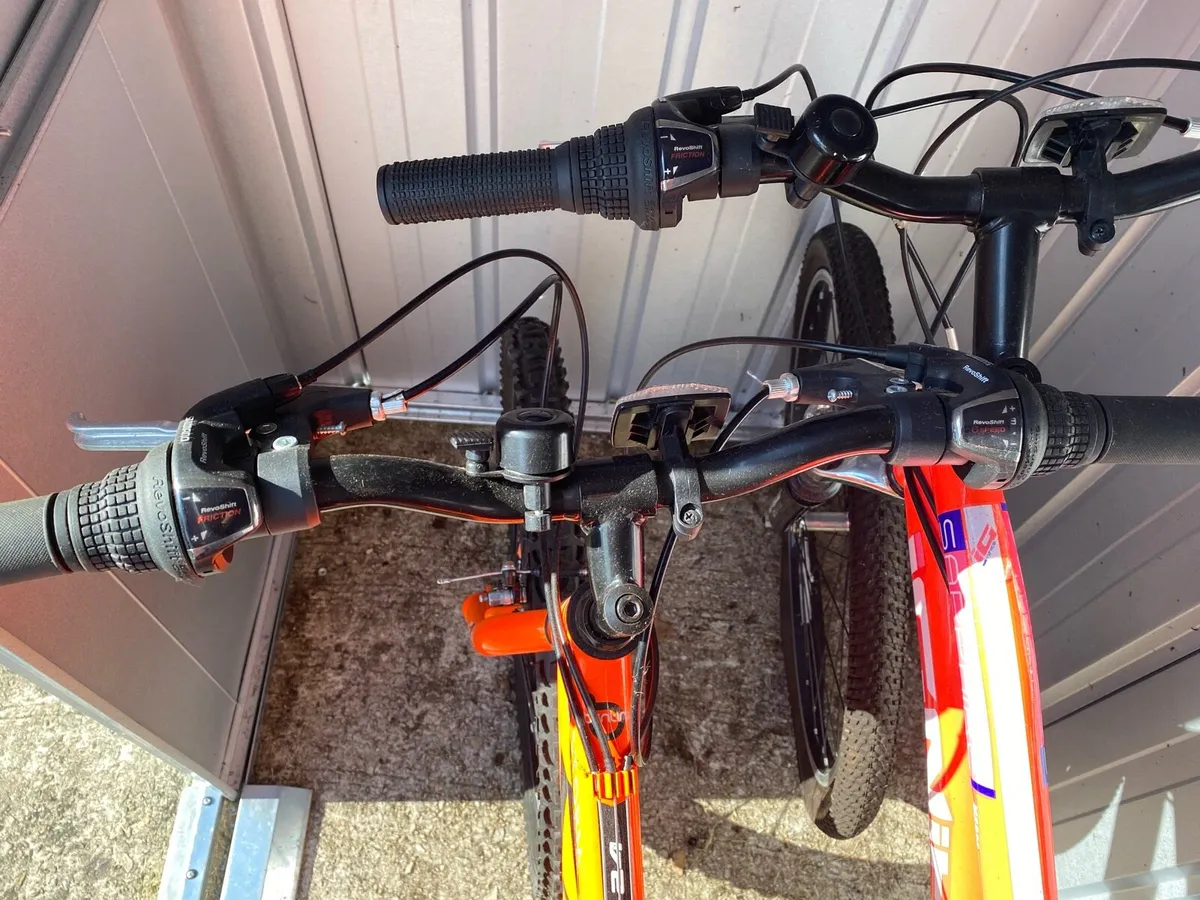 Boys 24 inch mountain bike selectable gears - Image 2