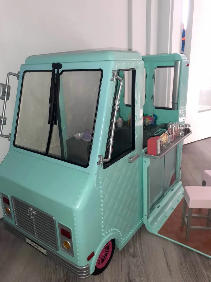 Ice cream van toy - Image 4