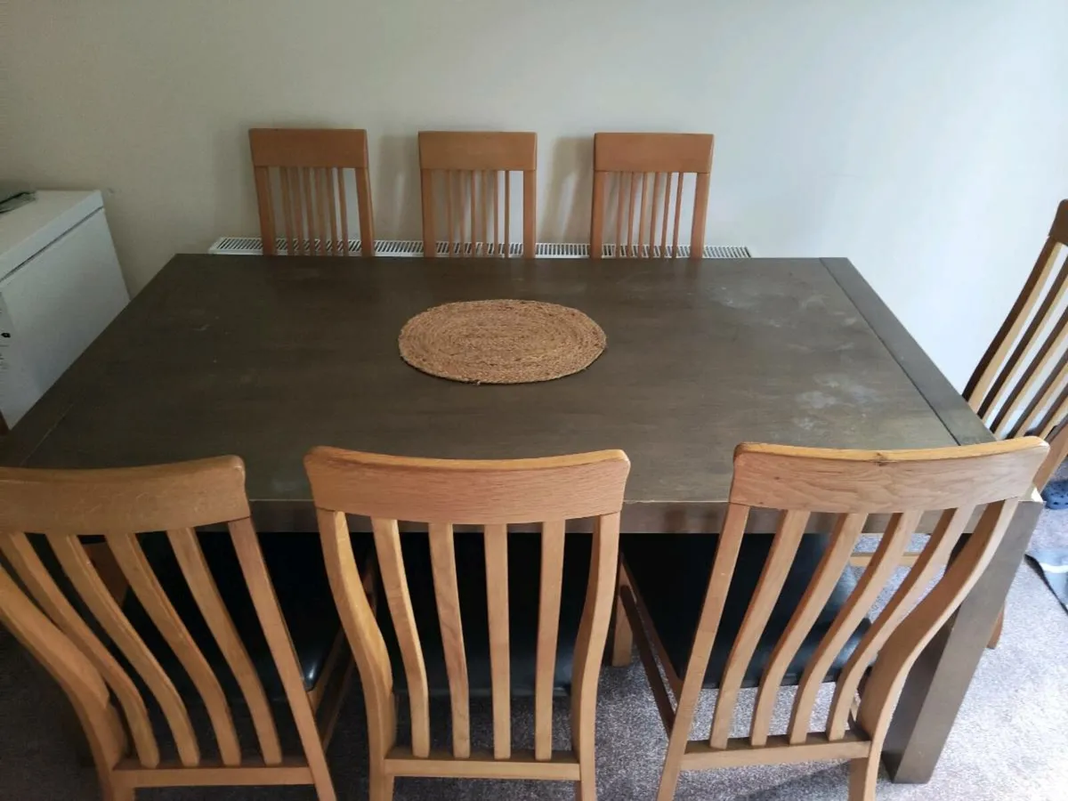 Dining room table & chairs - Image 2