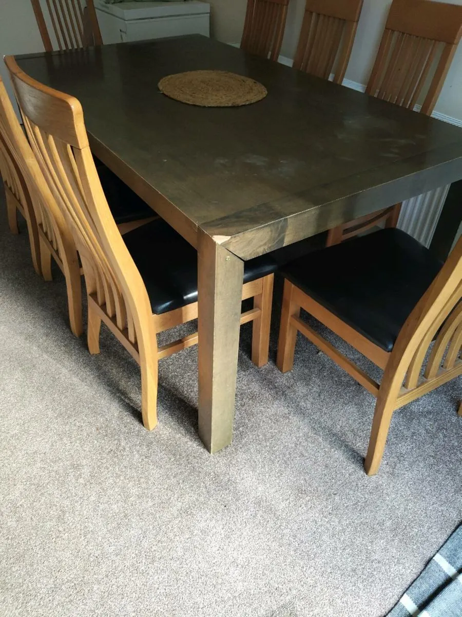 Dining room table & chairs - Image 3