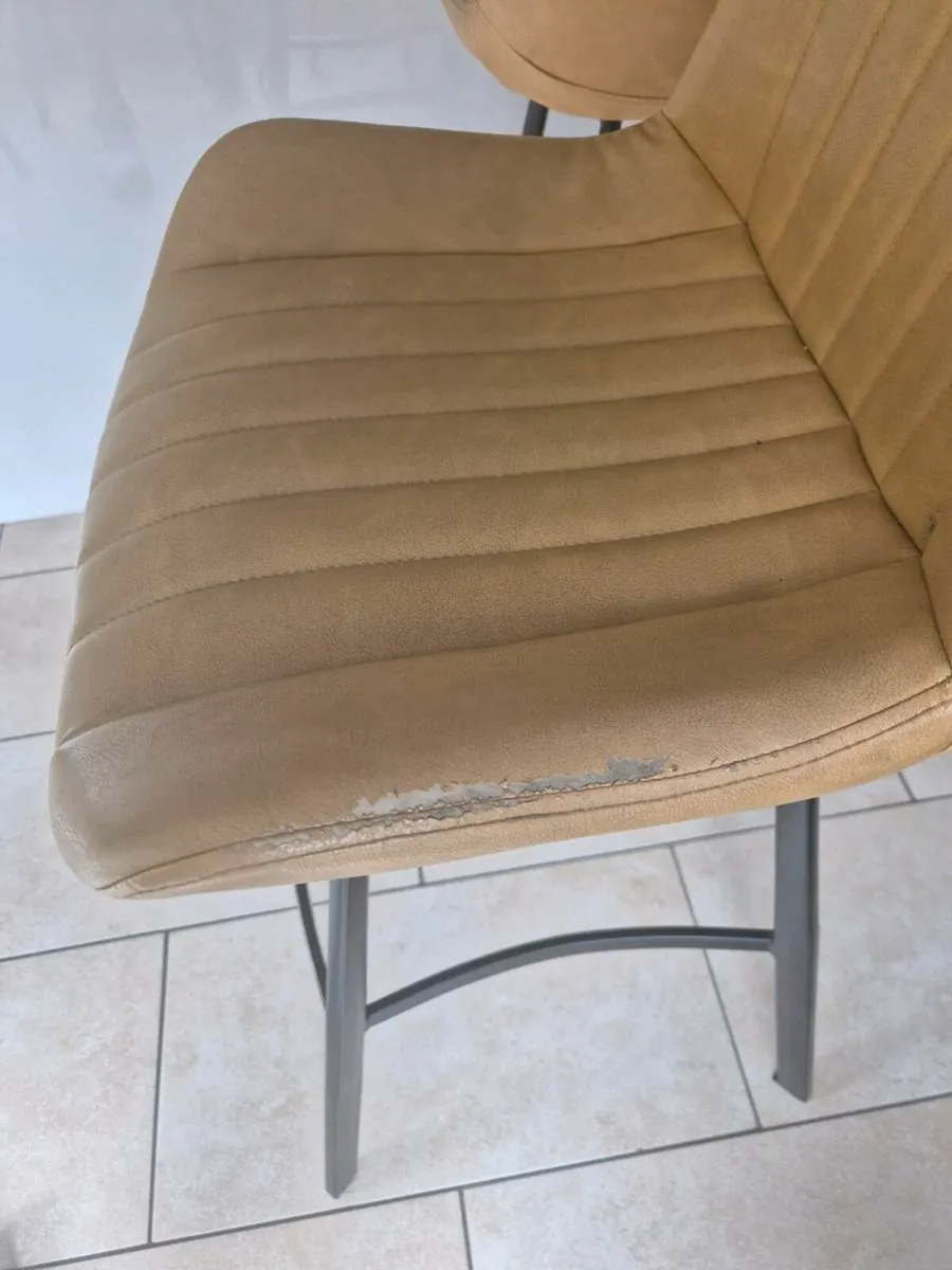 4 Breakfast Bar stools - Image 3