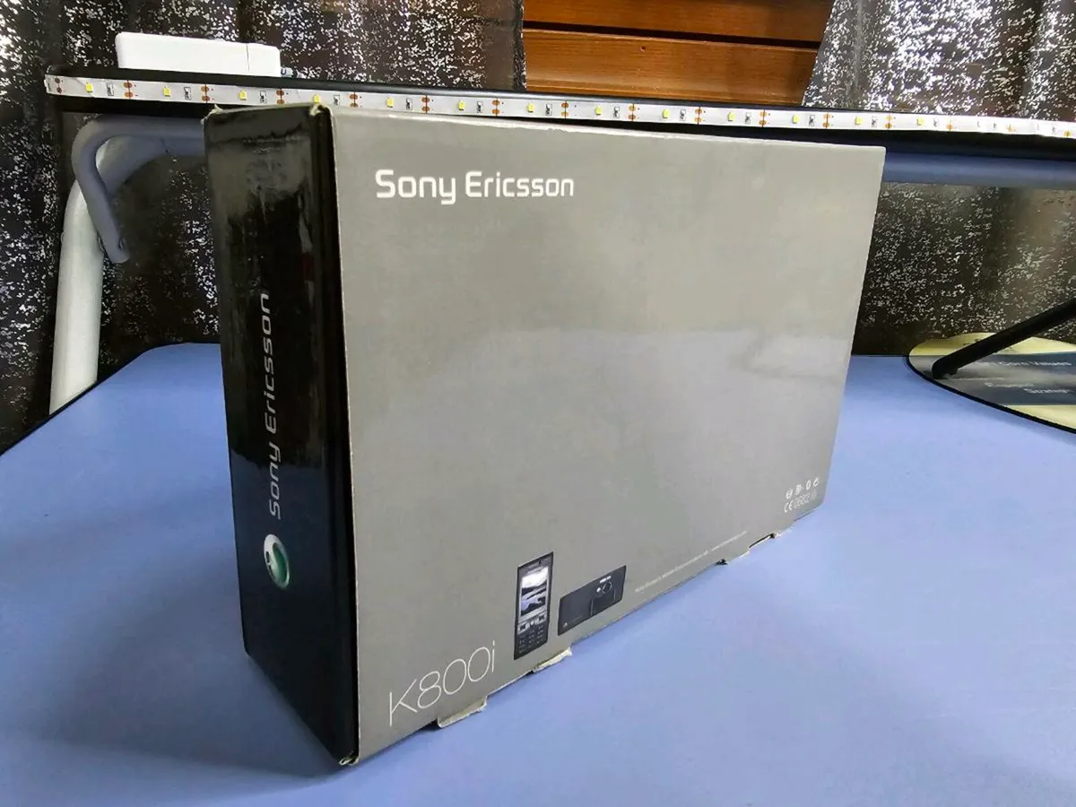 📱 Sony Ericsson Cyber-Shot K800i – Velvet Black ( - Image 1