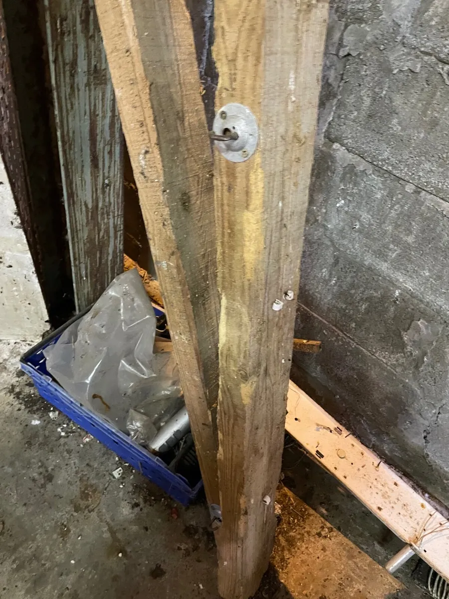 8 Large Rustic Wooden Beams - Image 2