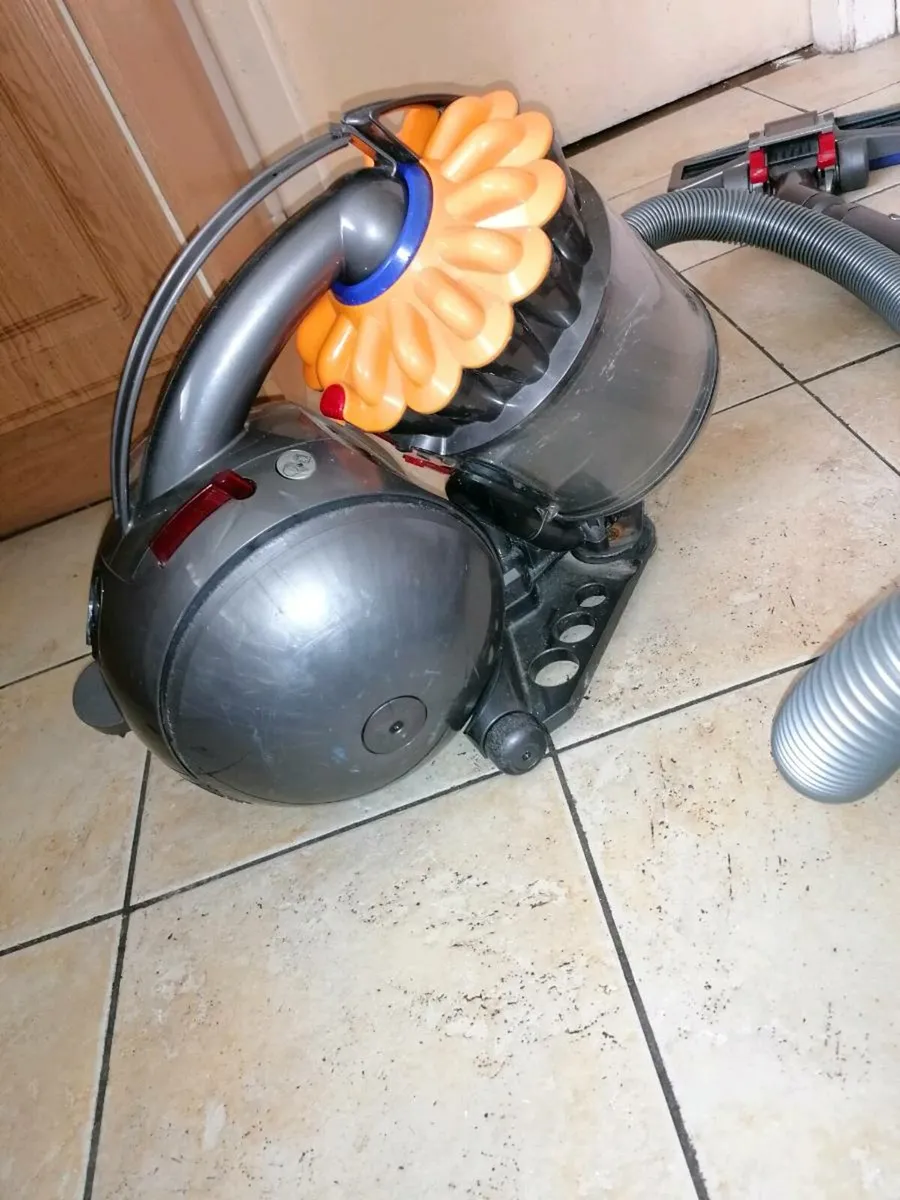 Dyson hoover - Image 4