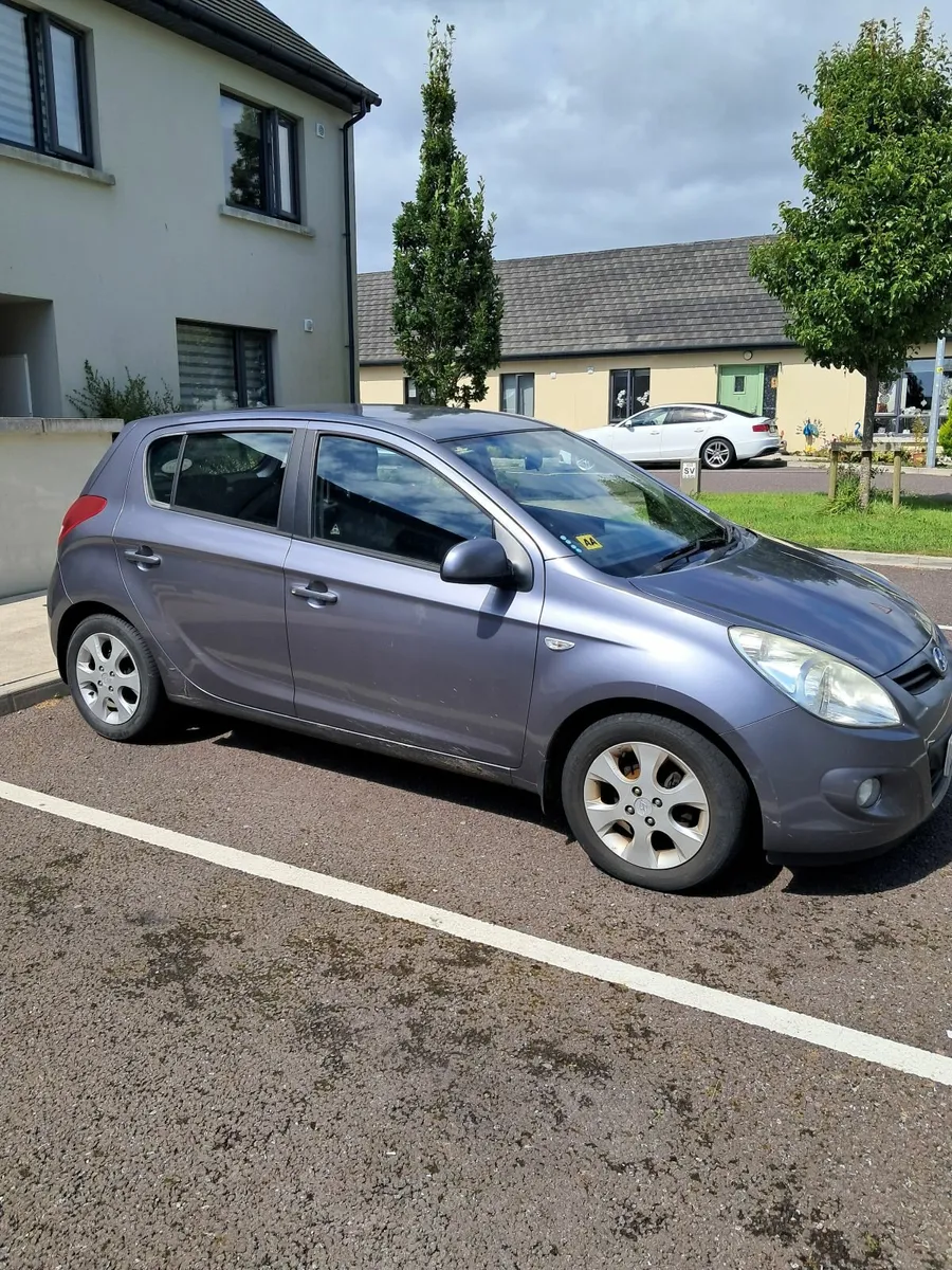 Hyundai i20 2009 - Image 4