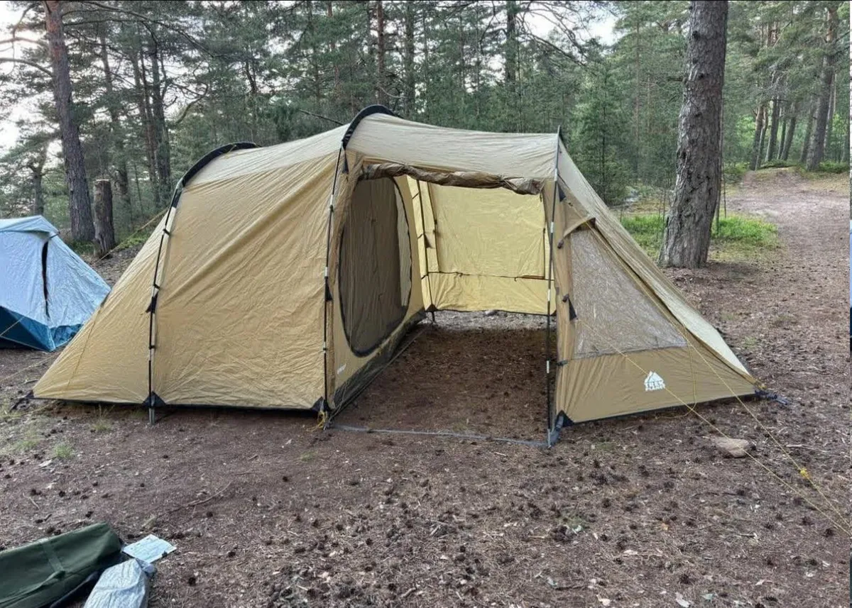 Tent trek planet michigan 5 - Image 1