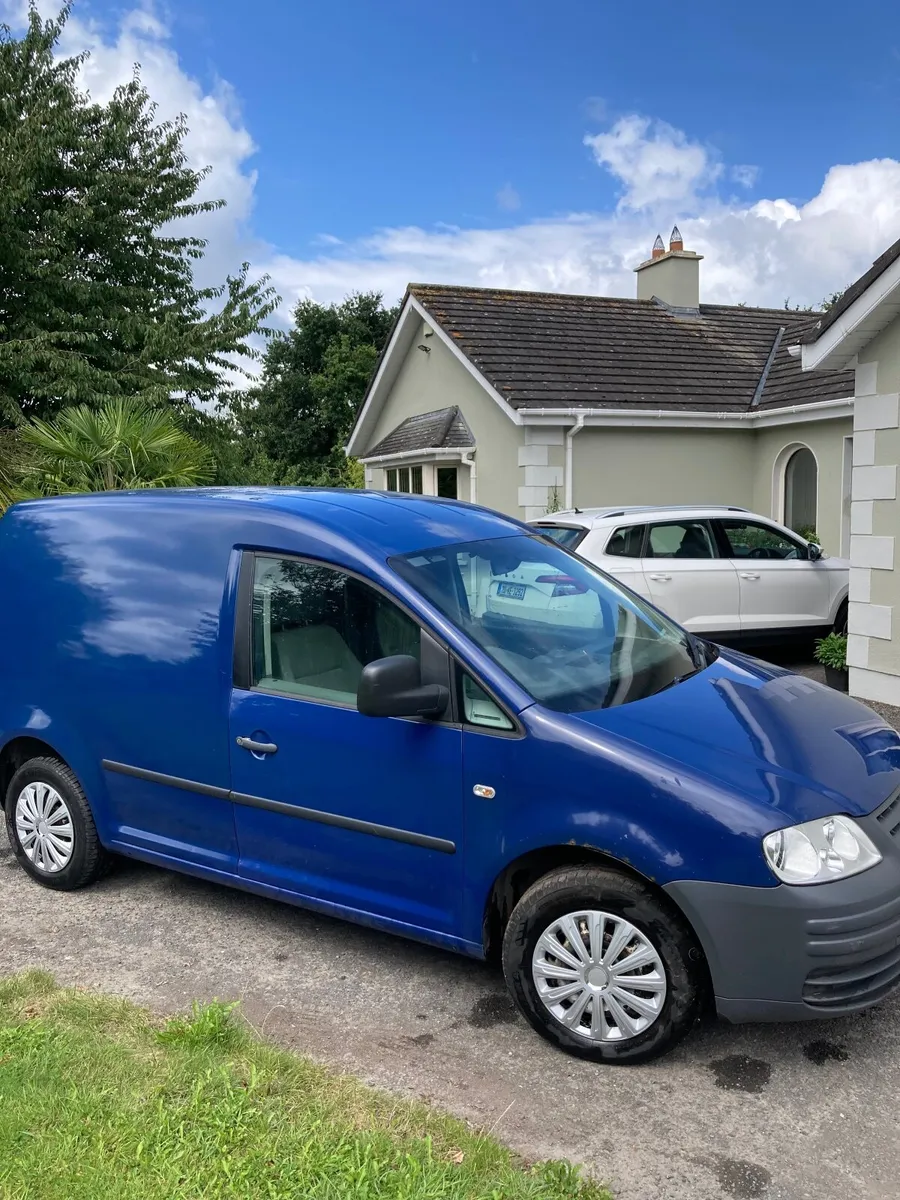 Volkswagen Caddy 2009 - Image 3