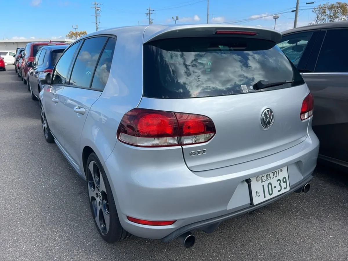 Volkswagen Golf GTI,  2.0 PETROL, AUTOMATIC, FULL - Image 2