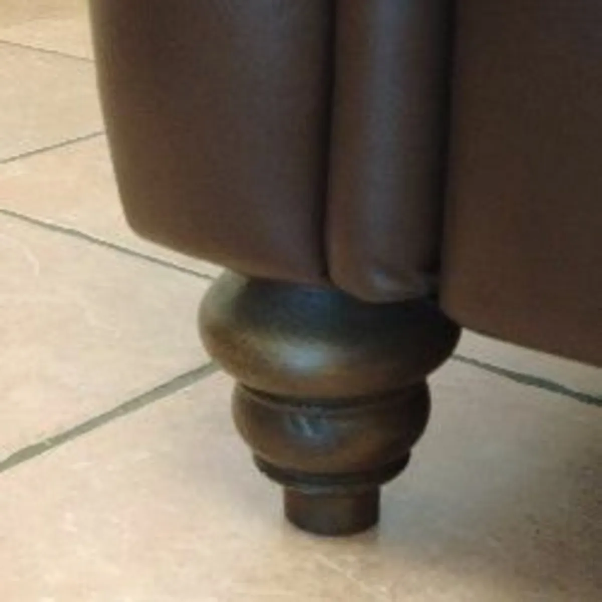 Leather sofa & armchair - Image 2