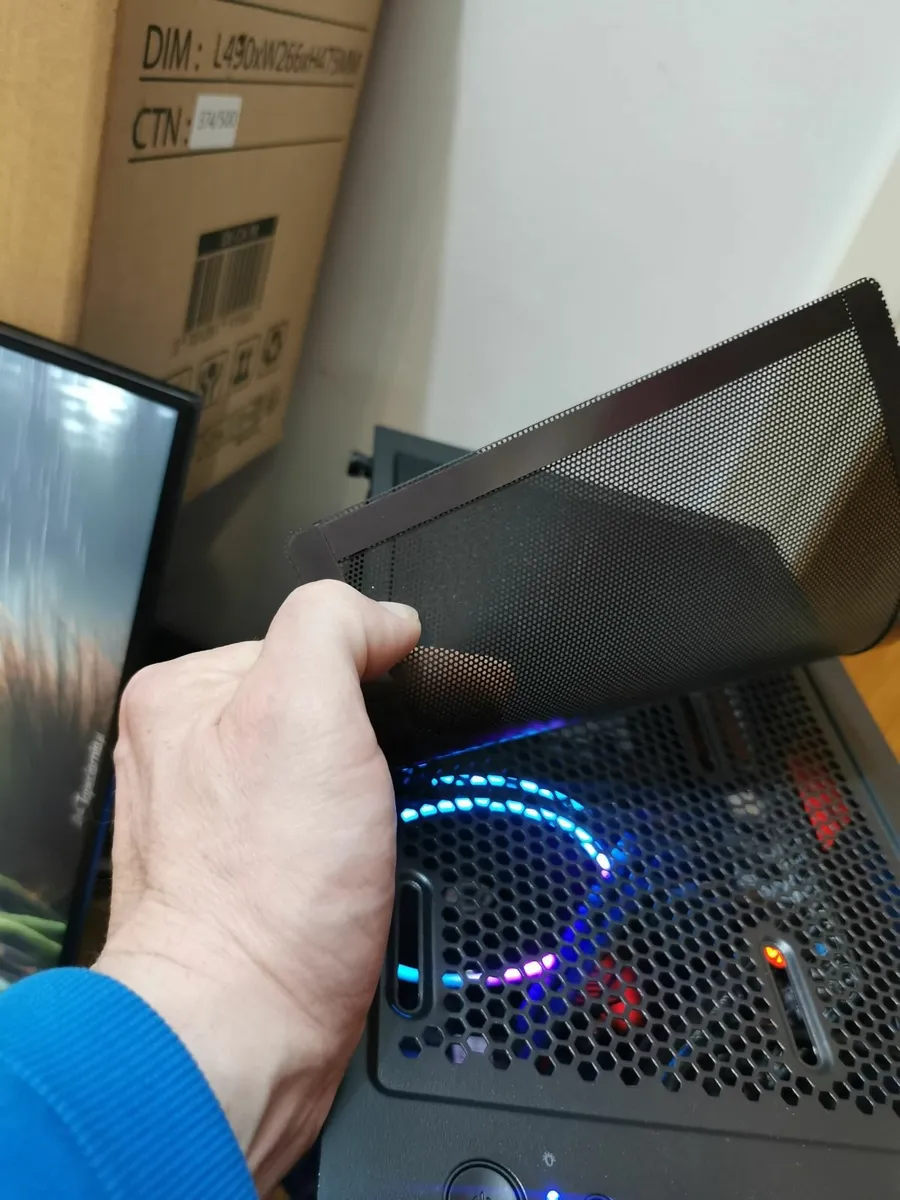 PC GAMING COMPUTER MONITOR 1 TB SSD 8 FANS LED - Image 4