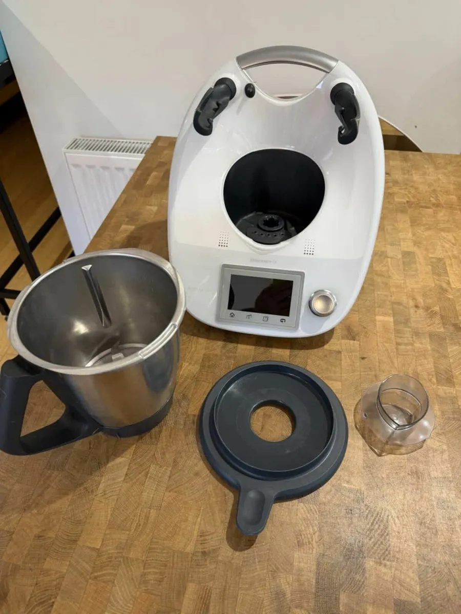 Vorwerk Thermomix TM5 Food Processor - Image 2