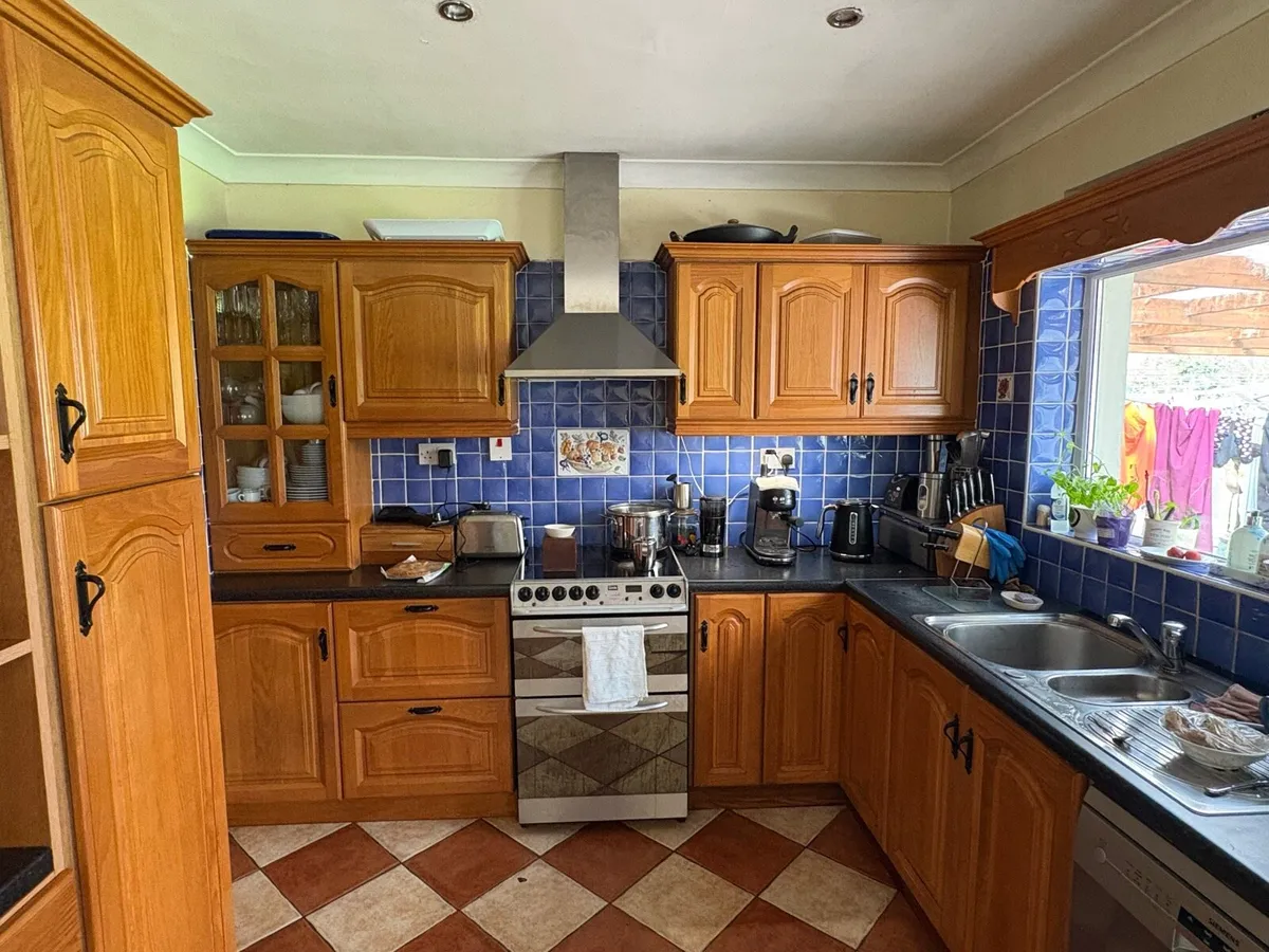 Kitchen - Image 3