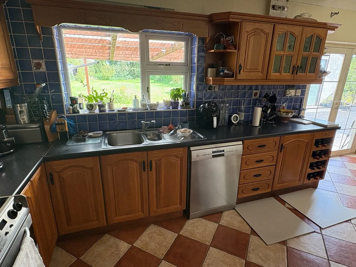 Kitchen - Image 4