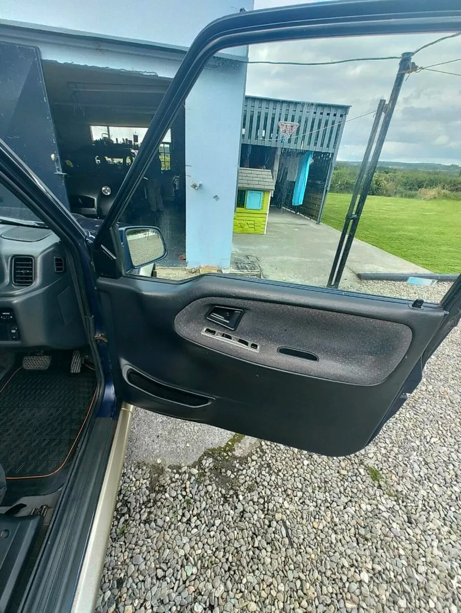 Vehicle - Image 4
