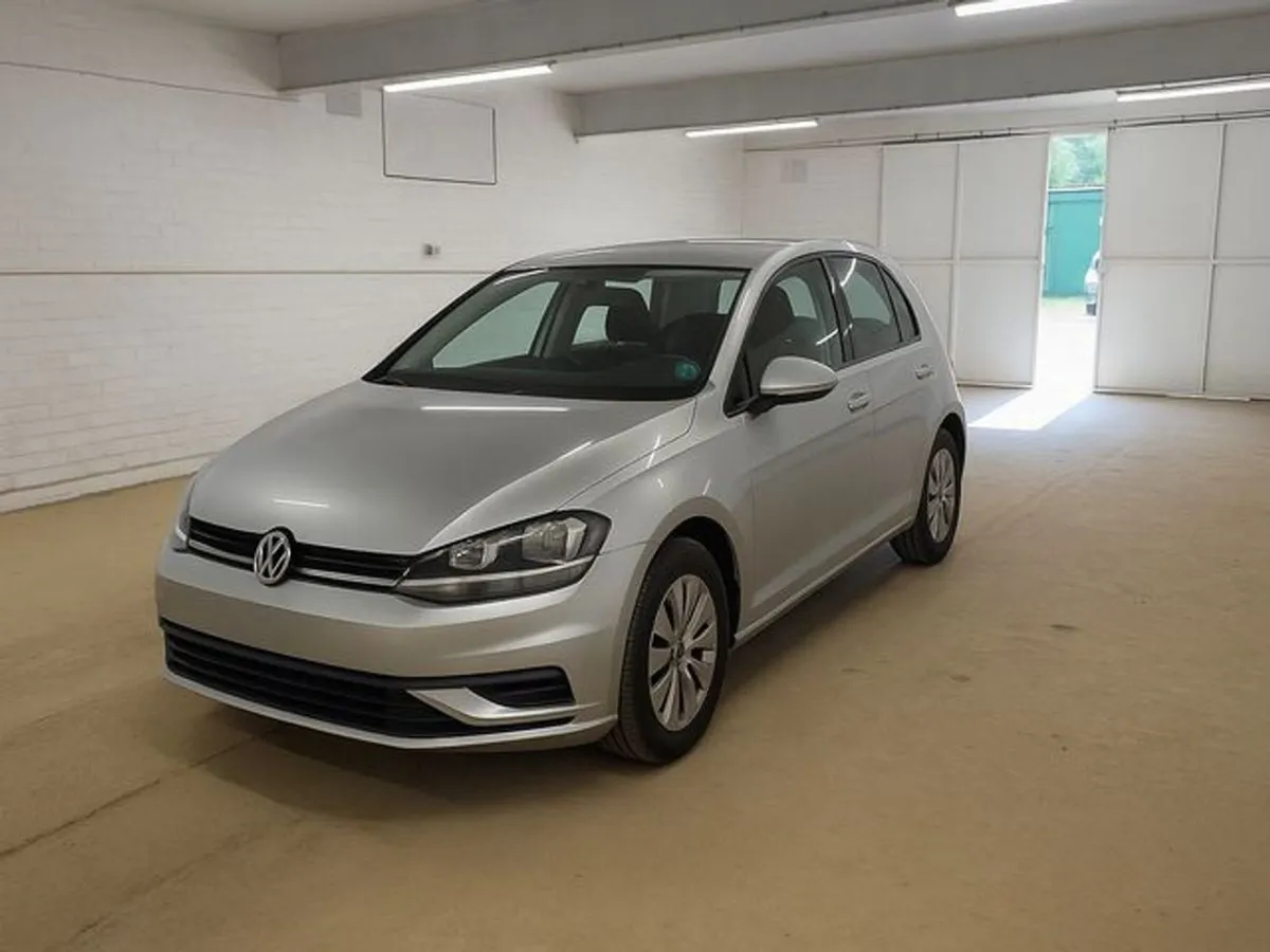Volkswagen Golf Diesel Hatchback 1.6 TDI S 5dr - Image 1