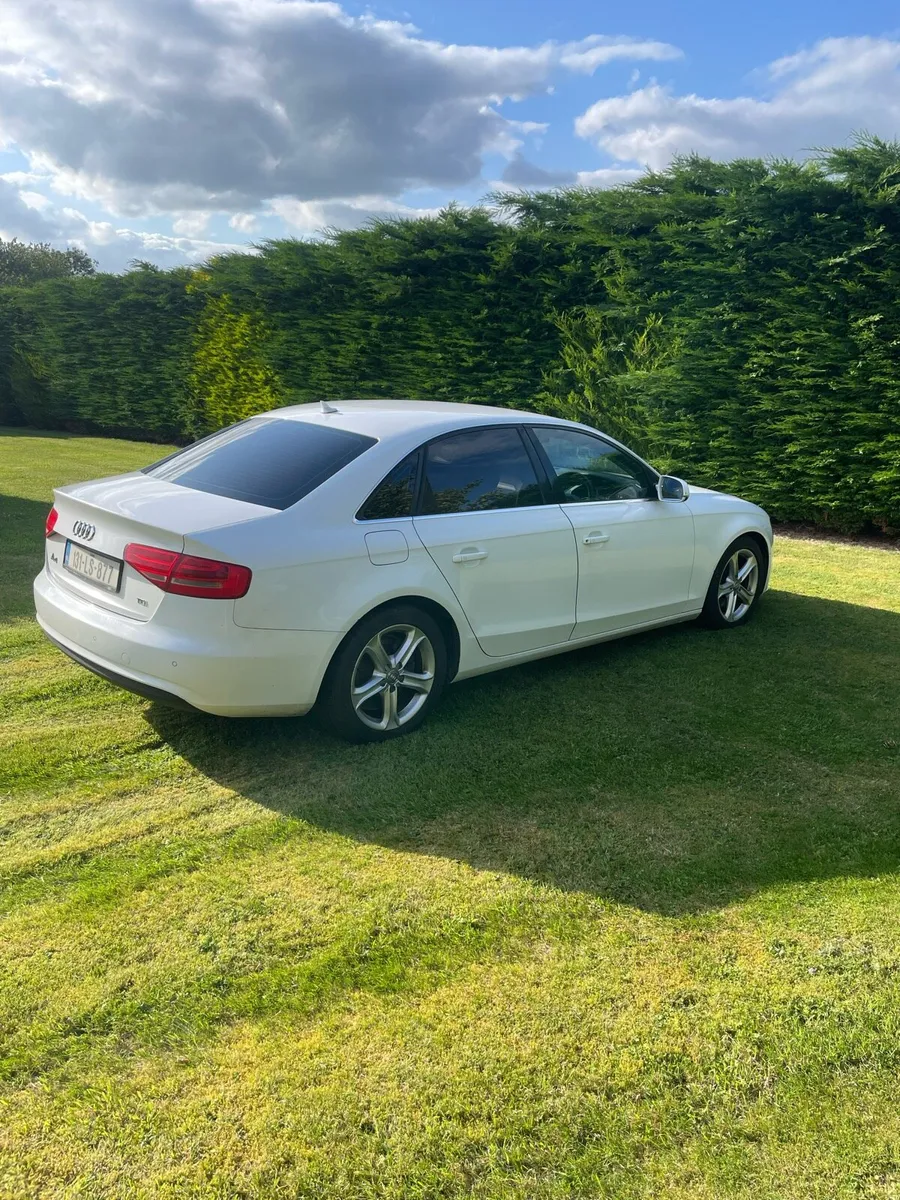 Audi A4 2.0 TDI Technik 136PS 4DR - Image 4