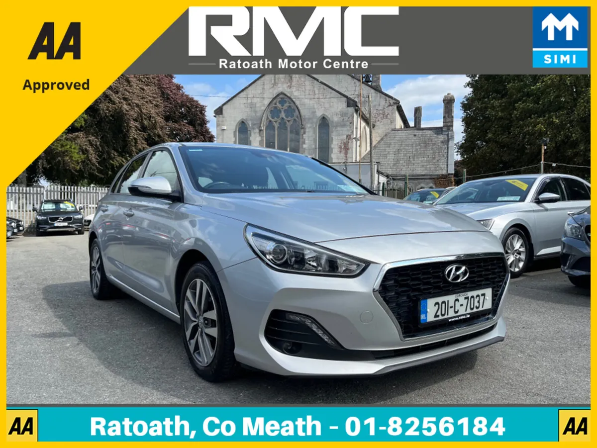 Hyundai i30 1.6 Crdi DELUXE  DIESEL - Image 1