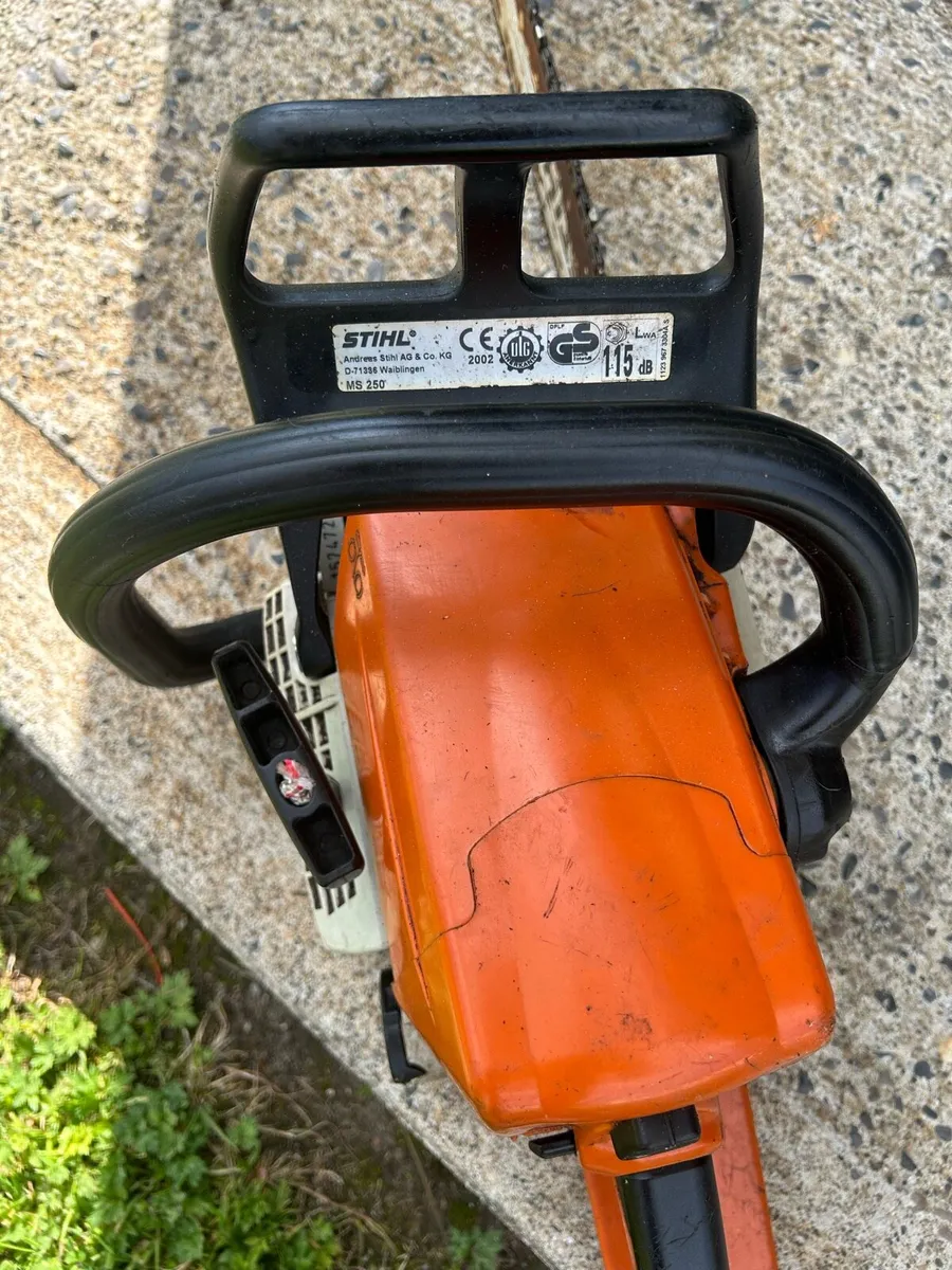 Stihl chainsaw - Image 2
