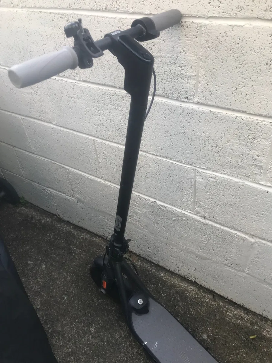 Electric scooter - Image 4